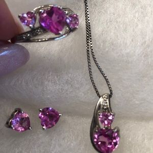 Pink sapphire set